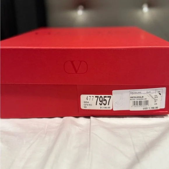 Valentino Garavani Beige Rope Platform Sandals - Picture 10 of 10